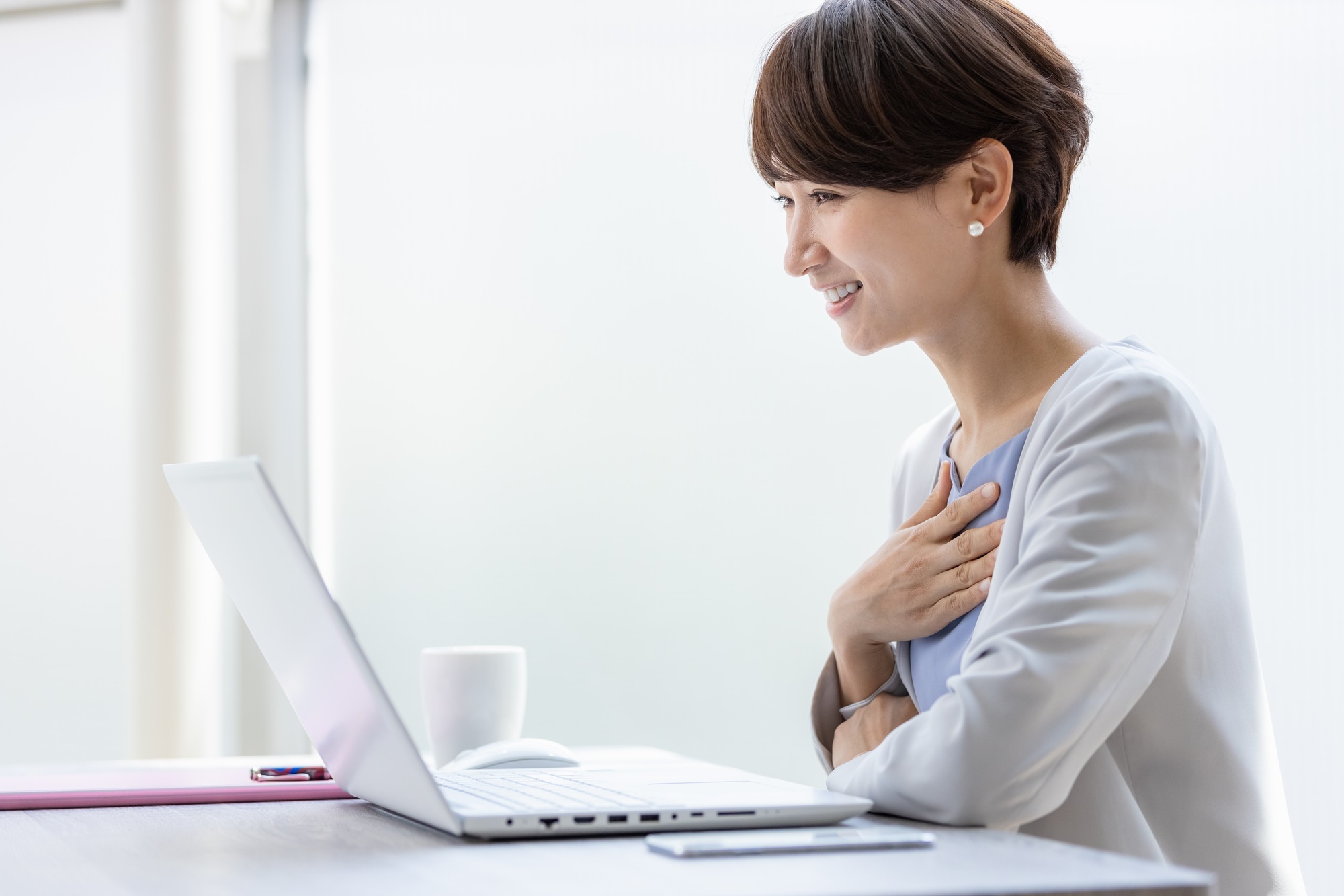 パソコンでミーティング